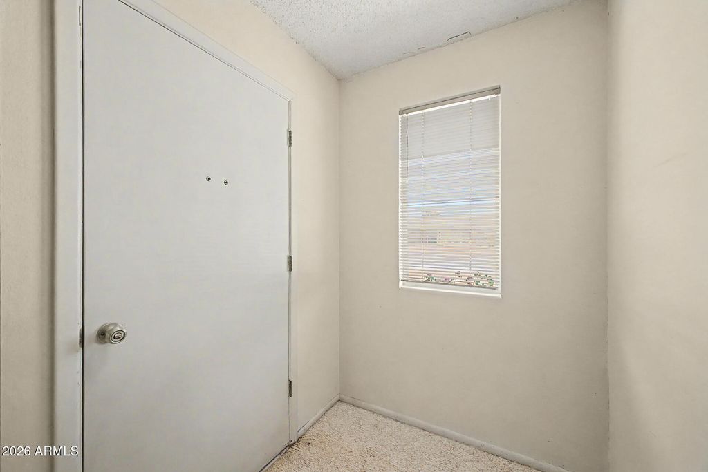 Image 8 of property listing at 9911 W SUN CITY Boulevard, Sun City, AZ 85351