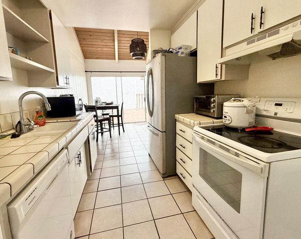 1506 Barcelona Circle, Salinas, CA 93906