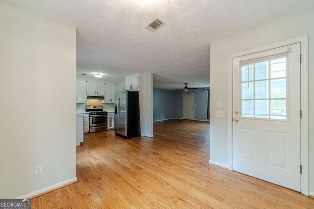 3142 Rocky Point Court, Snellville, GA 30078