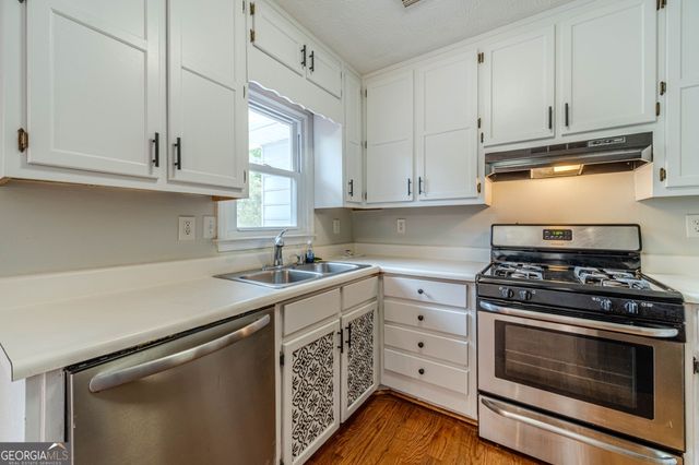 3142 Rocky Point Court, Snellville, GA 30078