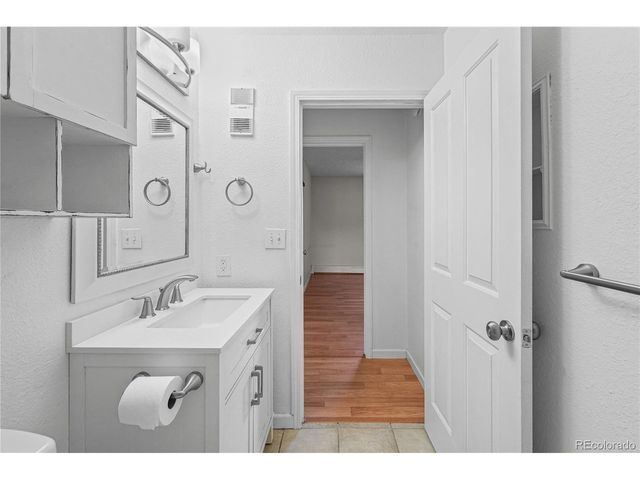 10150 E Virginia Ave 12-101, Denver, CO 80247