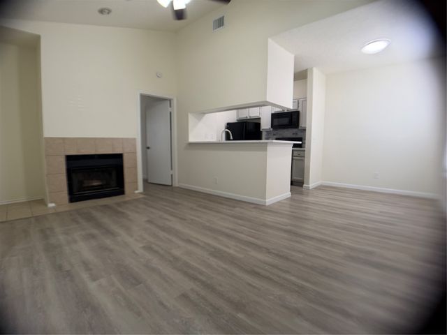 7340 SKILLMAN Street 1013, Dallas, TX 75231