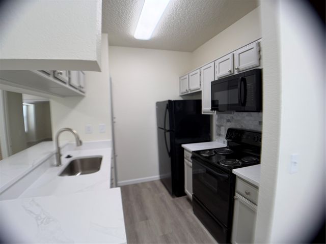 7340 SKILLMAN Street 1013, Dallas, TX 75231