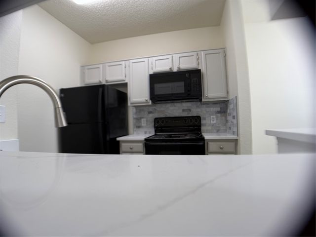 7340 SKILLMAN Street 1013, Dallas, TX 75231