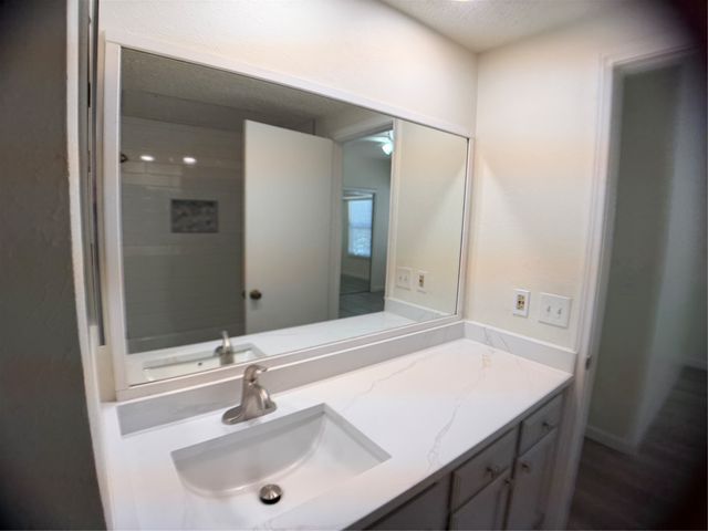 7340 SKILLMAN Street 1013, Dallas, TX 75231