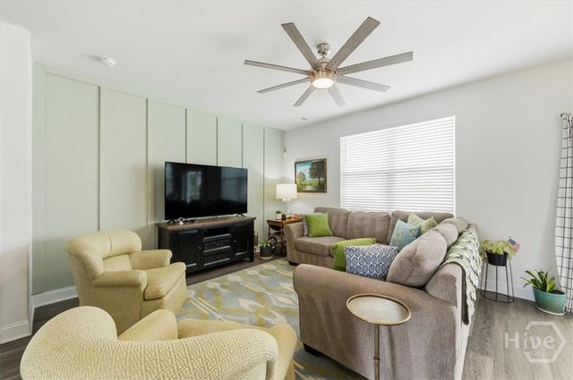 523 Logging Hill Drive, Richmond Hill, GA 31324