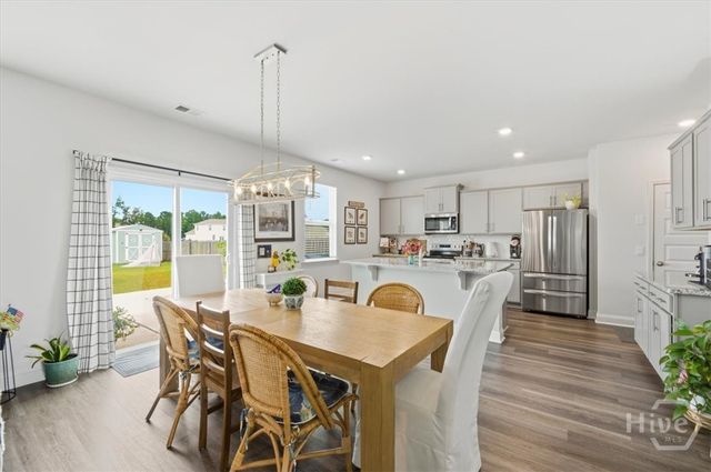 523 Logging Hill Drive, Richmond Hill, GA 31324