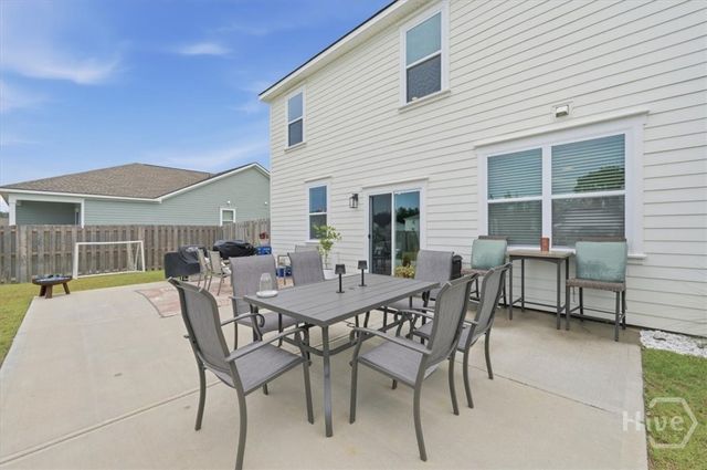 523 Logging Hill Drive, Richmond Hill, GA 31324
