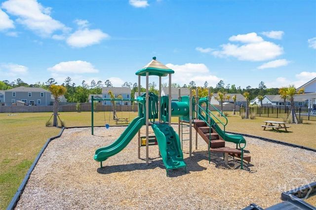 523 Logging Hill Drive, Richmond Hill, GA 31324
