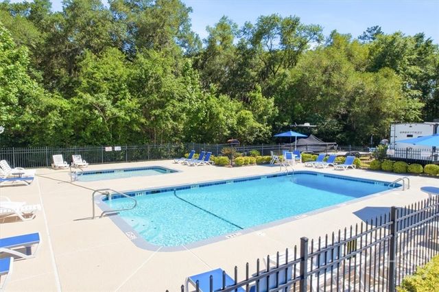 523 Logging Hill Drive, Richmond Hill, GA 31324