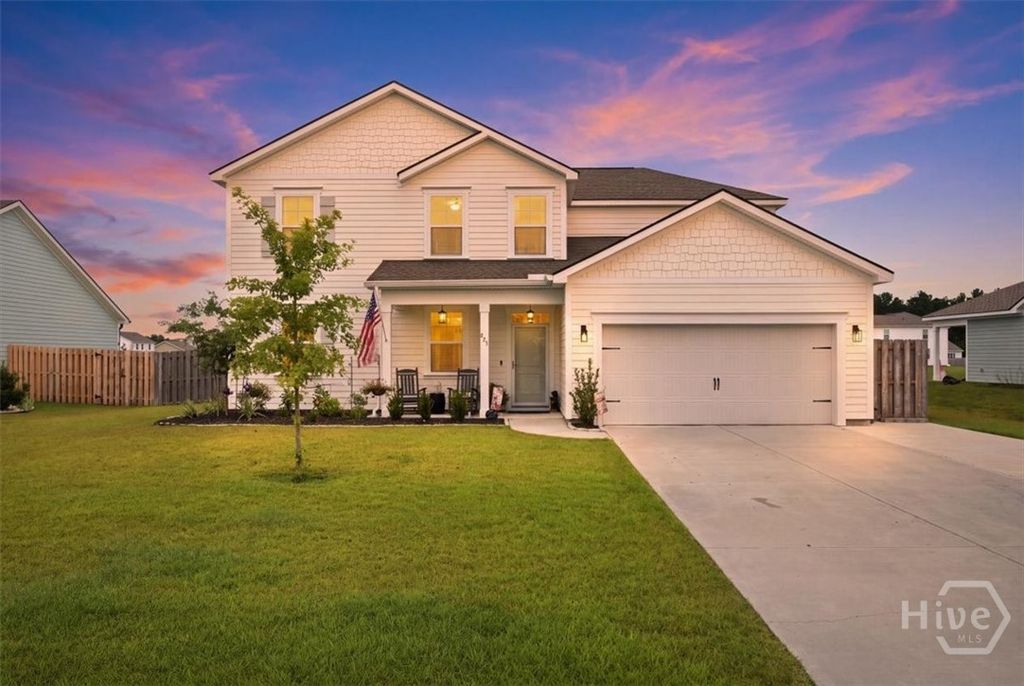 Image 1 of property listing at 523 Logging Hill Drive, Richmond Hill, GA 31324