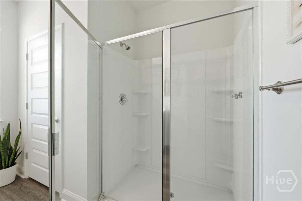 Image 27 of property listing at 523 Logging Hill Drive, Richmond Hill, GA 31324