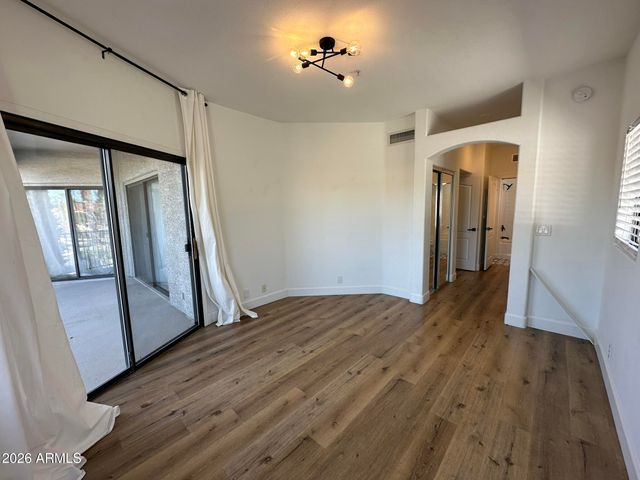 10401 N SAGUARO Boulevard 214, Fountain Hills, AZ 85268