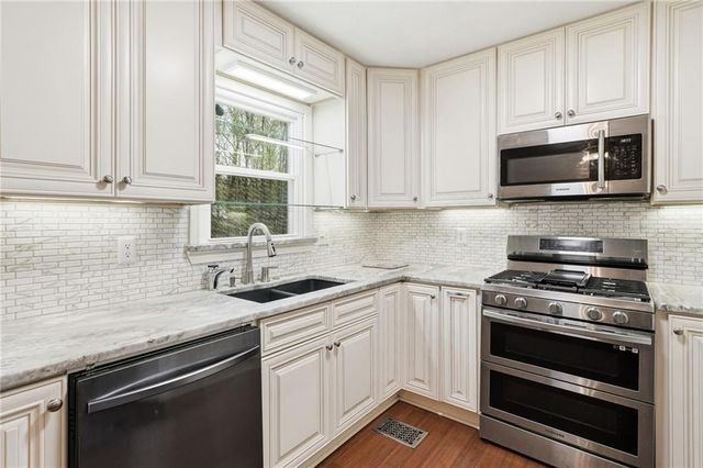 360 Crestwood Drive, Canton, GA 30114