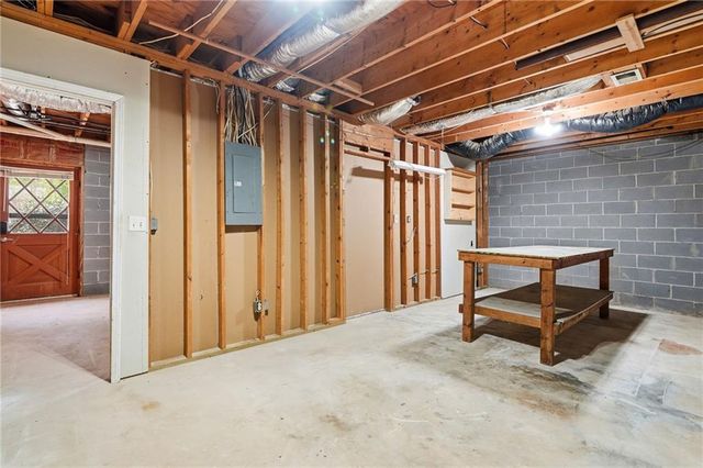 360 Crestwood Drive, Canton, GA 30114