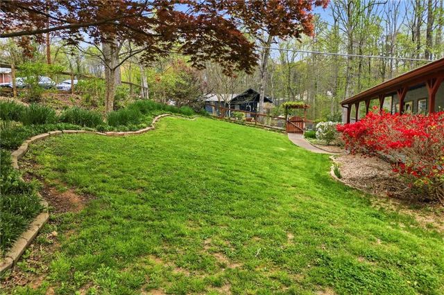 360 Crestwood Drive, Canton, GA 30114