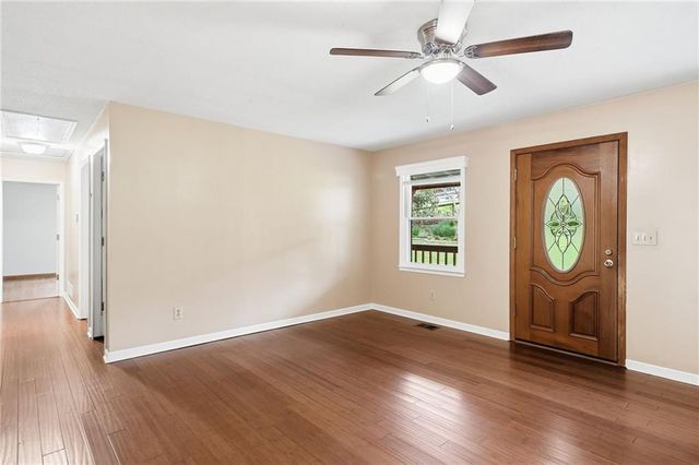 360 Crestwood Drive, Canton, GA 30114