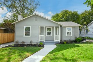 1326 W Lynwood, San Antonio, TX 78201