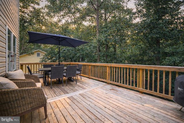 345 CHIPPEWA LN, Lusby, MD 20657