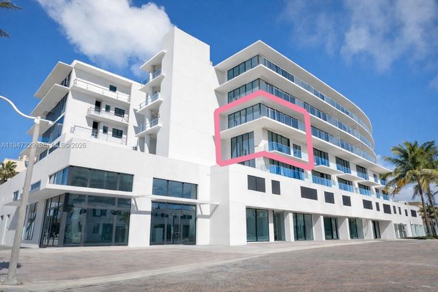 3319 N Ocean Drive TH2, Hollywood, FL 33019