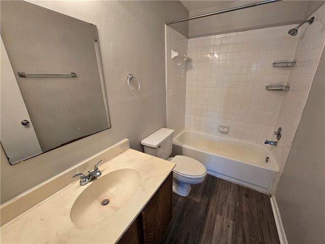 1501 Stallings Drive 49, College Station, TX 77840