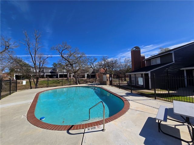 1501 Stallings Drive 49, College Station, TX 77840