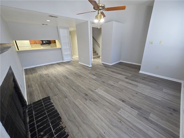 1501 Stallings Drive 49, College Station, TX 77840
