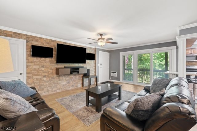 60 Deanna Dr, APT 159 159, Hillsborough Twp., NJ 08844