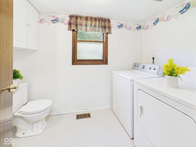 2111 Angie Lane, Anderson, IN 46017