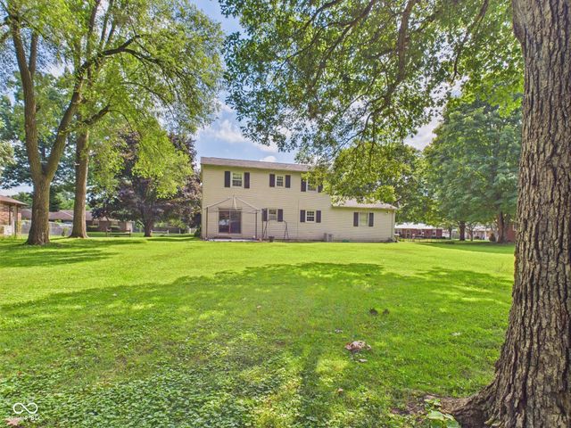 2111 Angie Lane, Anderson, IN 46017