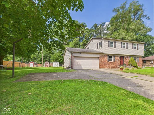 2111 Angie Lane, Anderson, IN 46017