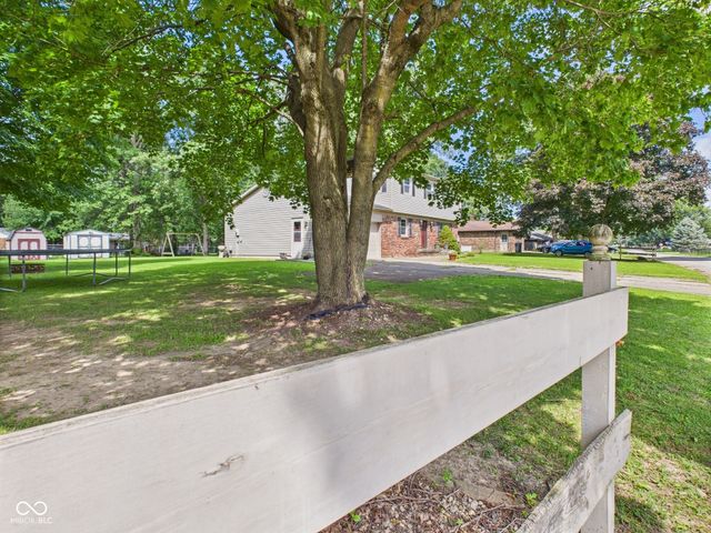 2111 Angie Lane, Anderson, IN 46017