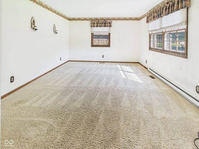 2111 Angie Lane, Anderson, IN 46017