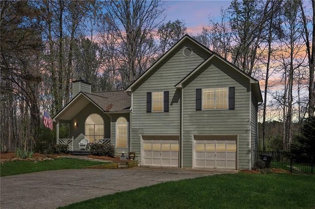 6210 Carriage Court, Cumming, GA 30040
