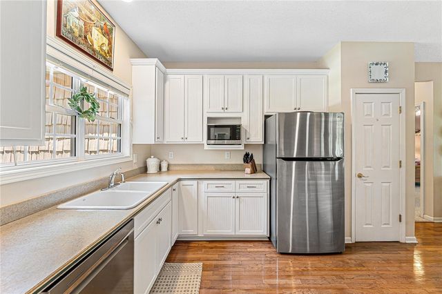 621 Chickasaw Drive, Westminster, SC 29693