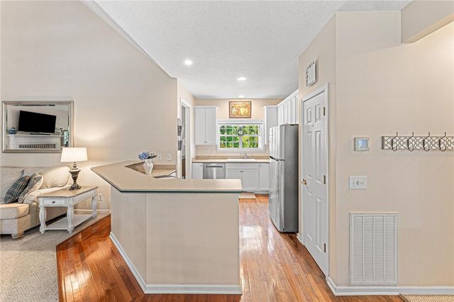 621 Chickasaw Drive, Westminster, SC 29693