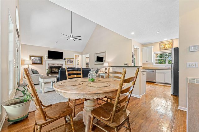 621 Chickasaw Drive, Westminster, SC 29693