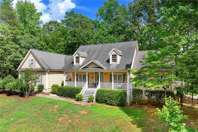 621 Chickasaw Drive, Westminster, SC 29693