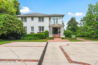 4066 MCGIRTS Boulevard, Jacksonville, FL 32210