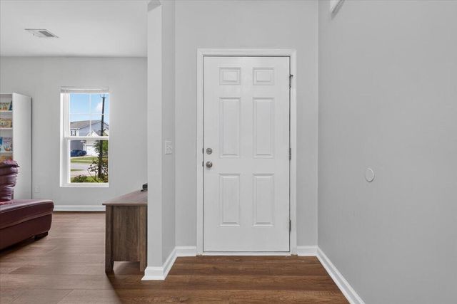 454 Sanctuary Park Drive, Summerville, SC 29486