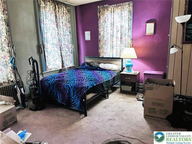 33 Front Street, Catasauqua Boro, PA 18032