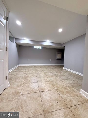 5819 CROWN ST, Capitol Heights, MD 20743