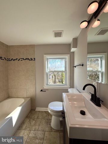 5819 CROWN ST, Capitol Heights, MD 20743