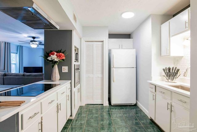 14 Lieutenant St, Pensacola, FL 32507