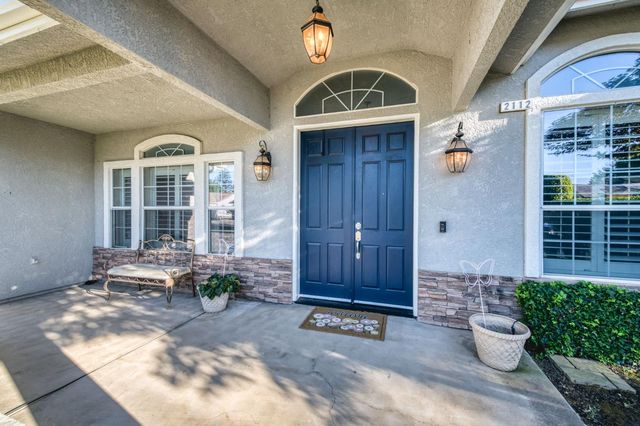 2112 Austin Avenue, Clovis, CA 93611