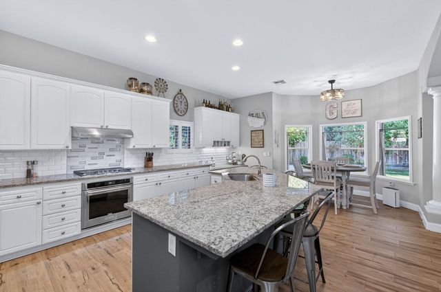2112 Austin Avenue, Clovis, CA 93611