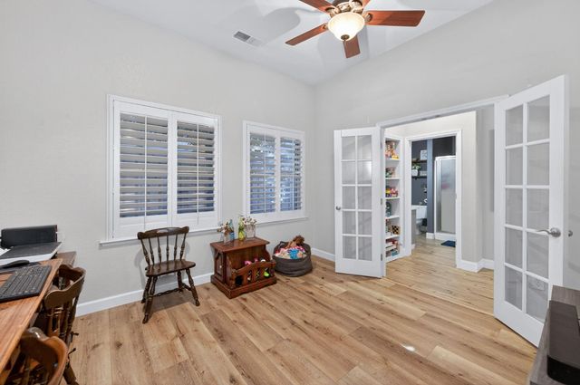 2112 Austin Avenue, Clovis, CA 93611