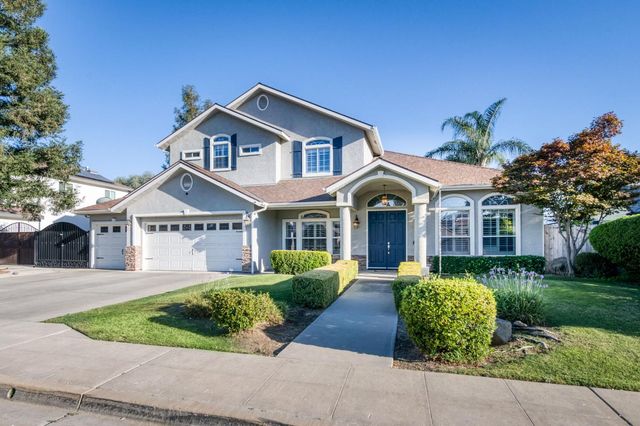 2112 Austin Avenue, Clovis, CA 93611