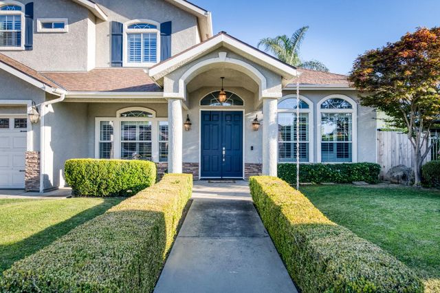 2112 Austin Avenue, Clovis, CA 93611