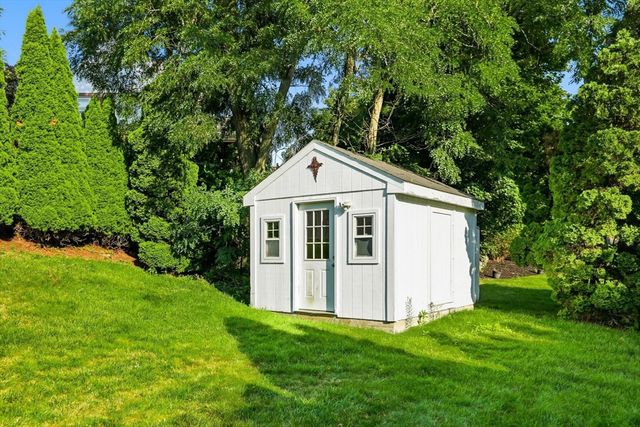 68 Burlington Street, Woburn, MA 01801